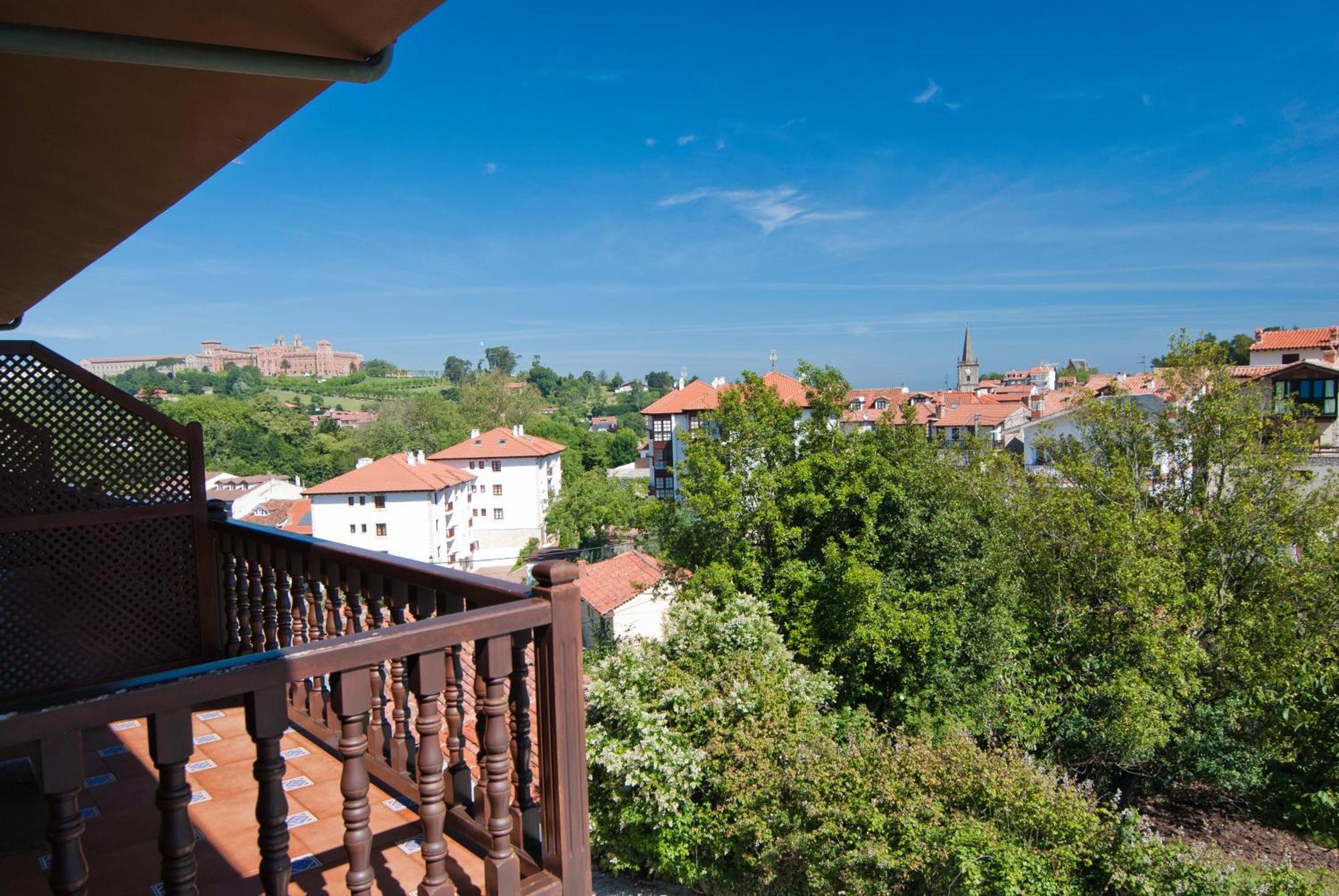 Hotel La Solana Montanesa 3*